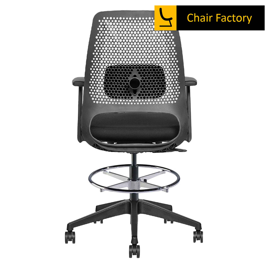 Black Hibermate Lab Chair 